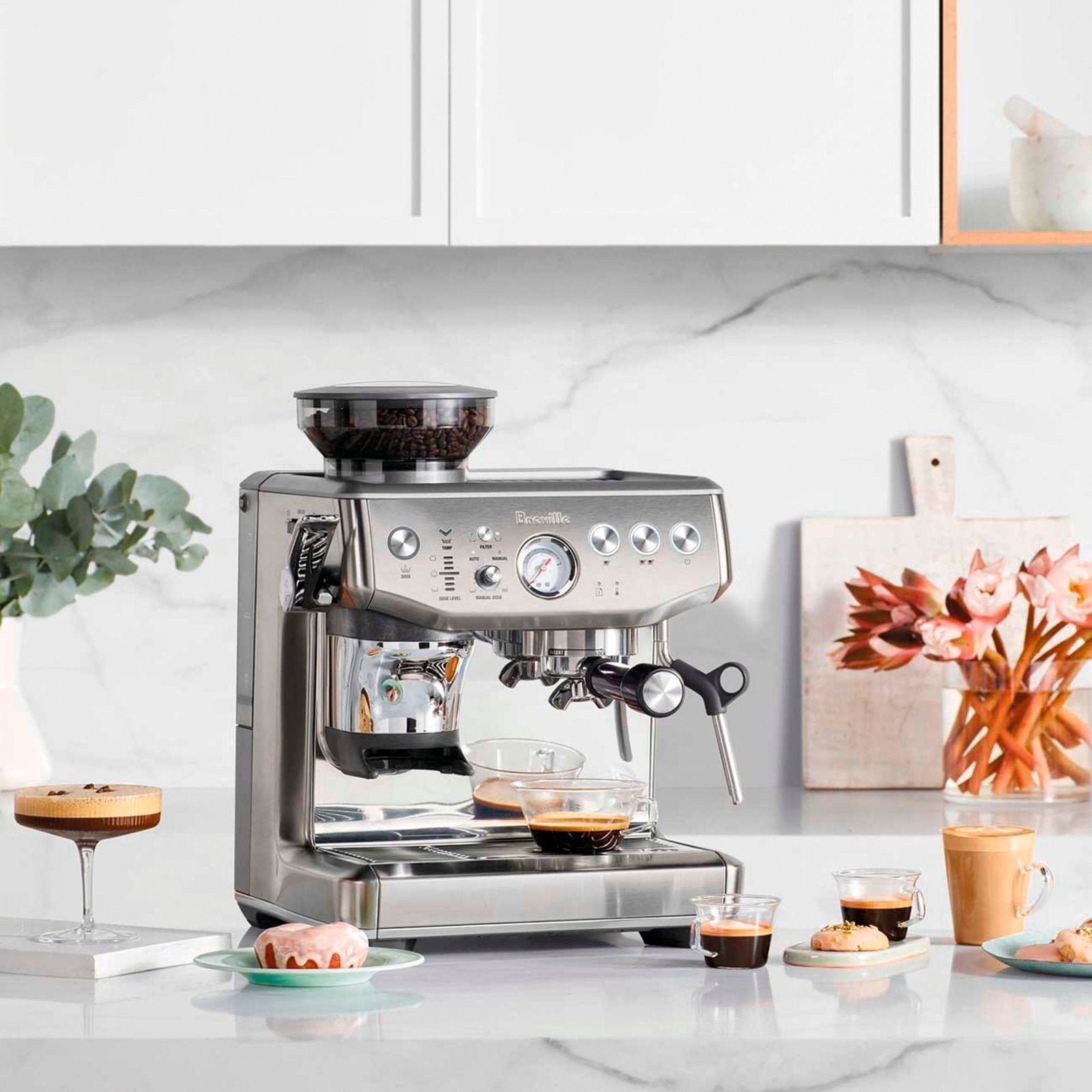 Breville – the Barista Express Impress Espresso Machine – Brushed Stainless Steel