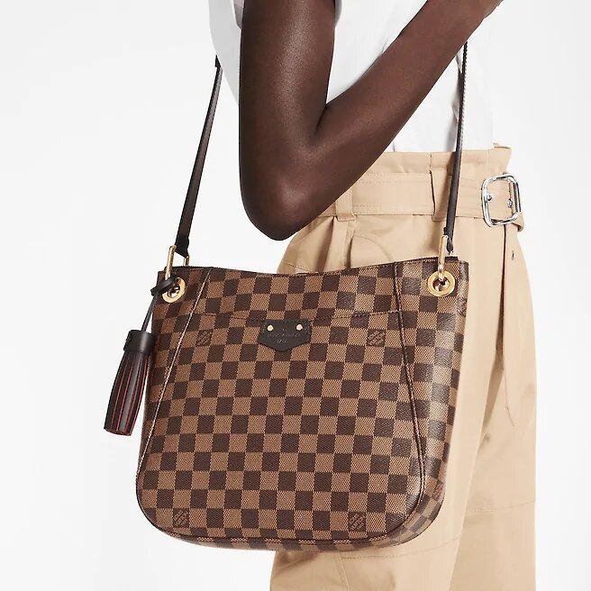 Louis Vuitton SOUTH BANK BESACE