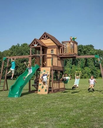 Backyard Discovery Skyfort II Cedar Swing Set/PlaySet